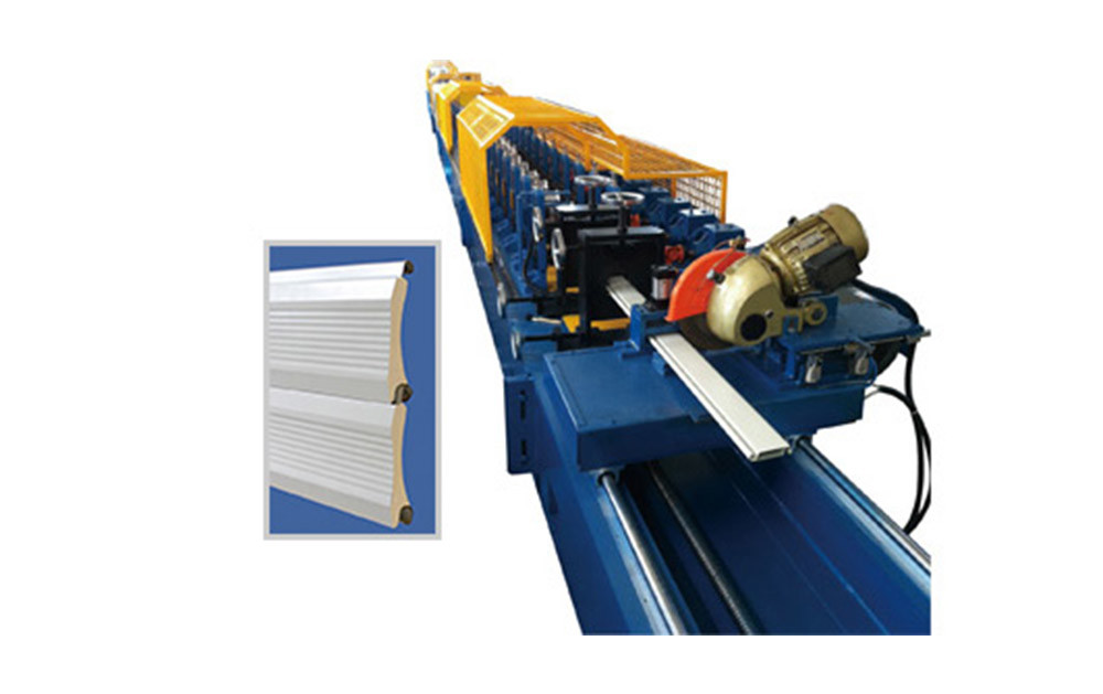 Automatic PU Aluminium Shutter Door Roll Forming Machine For Cold Room